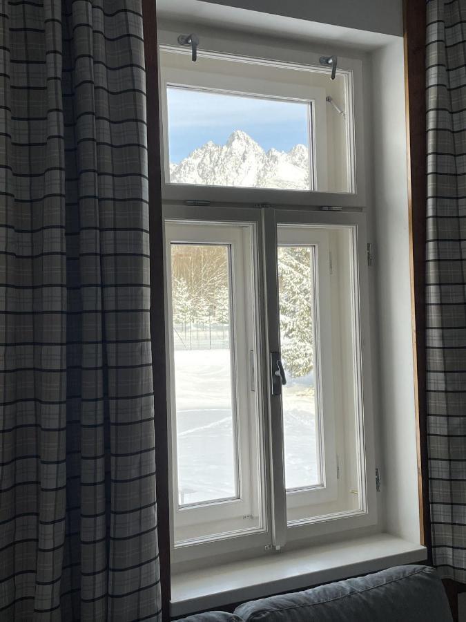 Apartman Srnka S Vyhladom Na Vysoke Tatry Exterior photo